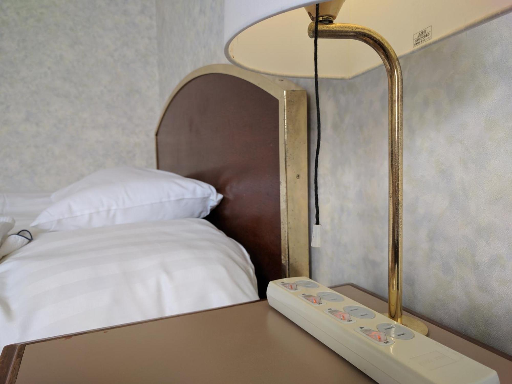 Hotel Harbour Йокосука Екстериор снимка
