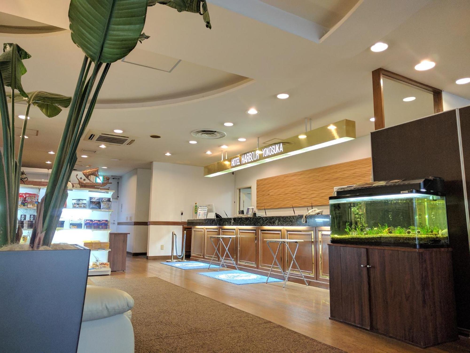 Hotel Harbour Йокосука Екстериор снимка