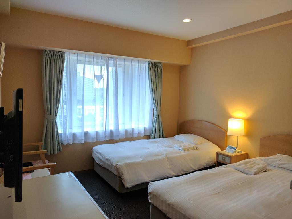 Hotel Harbour Йокосука Екстериор снимка
