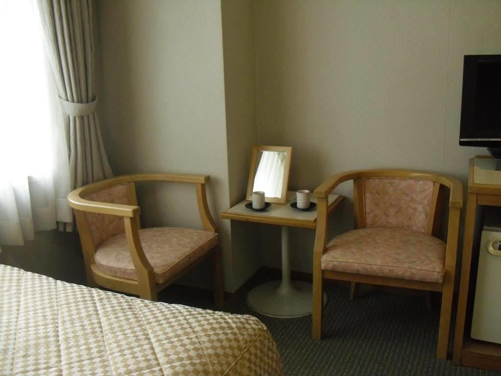 Hotel Harbour Йокосука Екстериор снимка